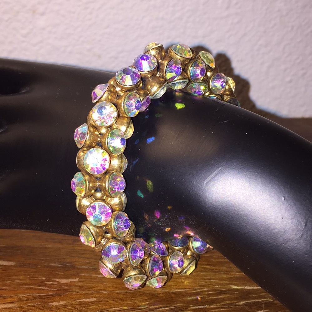 Aurora Borealis stretch bracelet